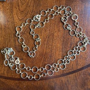 Woman’s Gold colored link necklace - Approx 21”